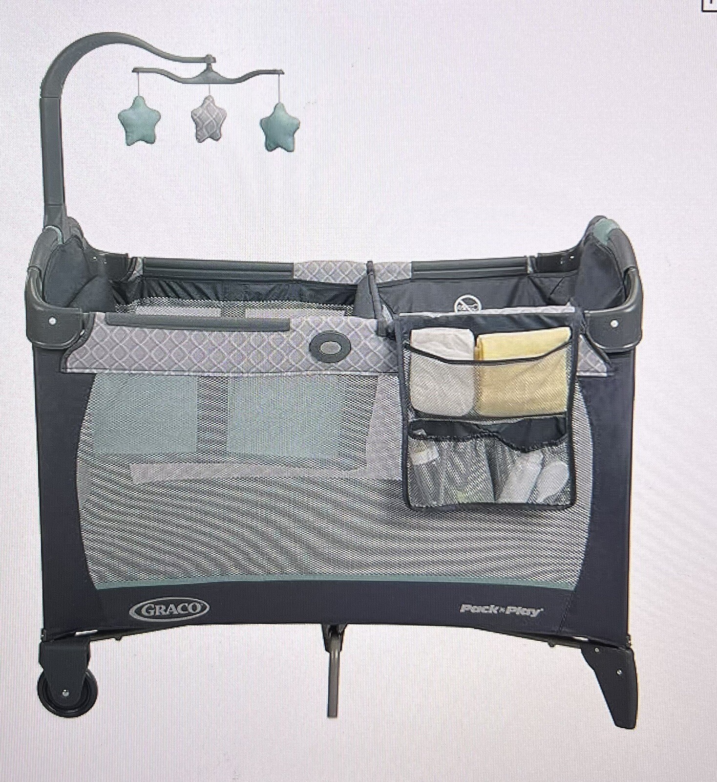 Graco Baby Pack 'n Play Playard With Newborn Changing Station