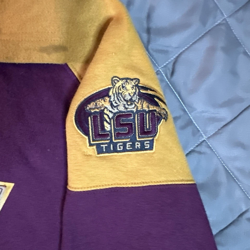 VINTAGE LSU Fighting Tigers Sweatshirt Mens Large Purple Yellow Football Hoodie - Image 4 of 4