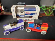 ERTL TRUE VALUE 10TH ANNIVERSARY 1931 DELIVERY TRUCK 1/34 COIN BANK 9501 PLUS 2