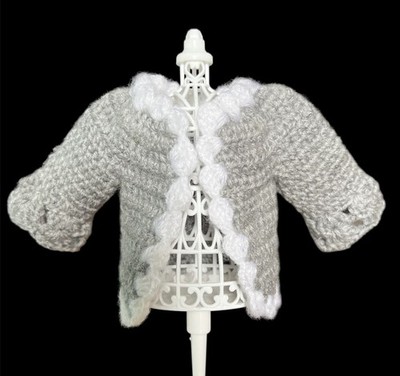 gehäkelte Handarbeit Strickjacke Jacke Kleidung Puppe Spielzeug Mini süß schönes Tier klein