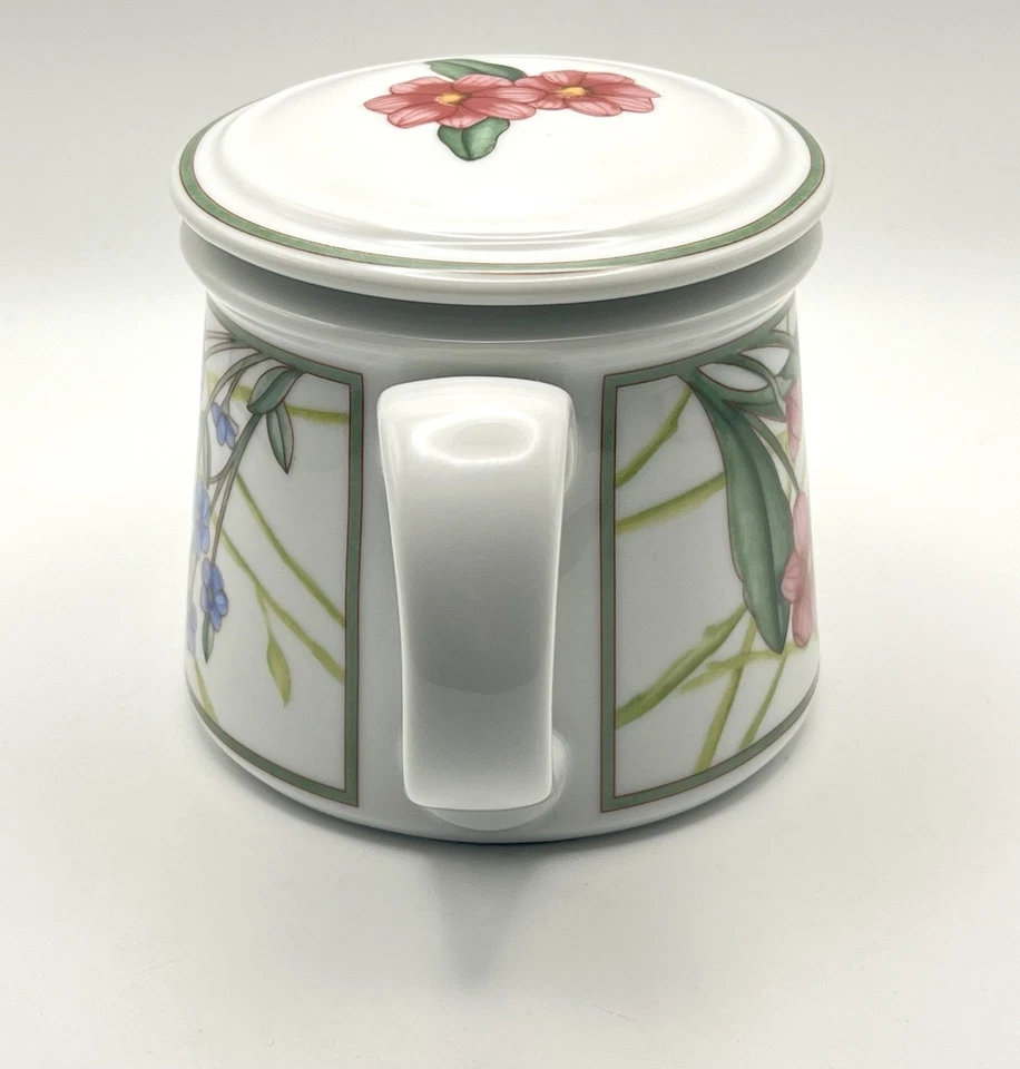 Crema floral con tapa Dansk Café Foto 4 de 4