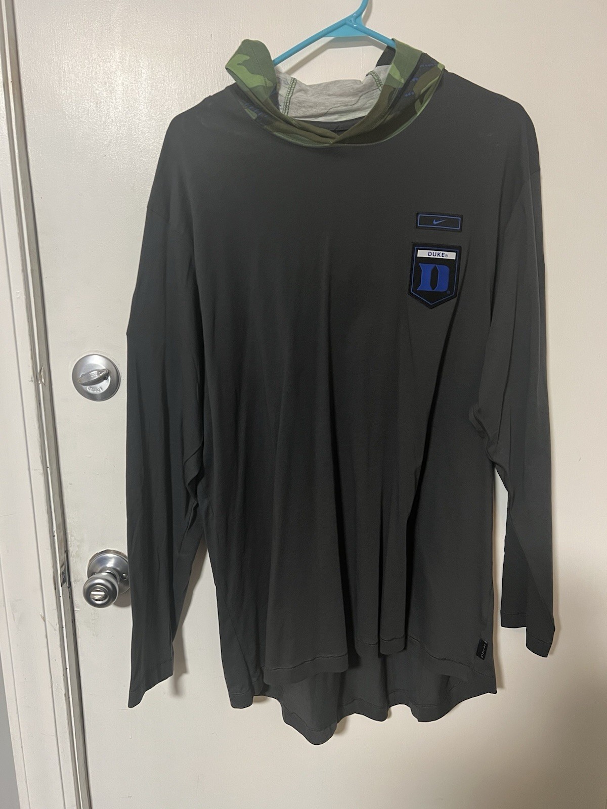 Nike Duke Blue Devils Military Long Sleeve Hooded Light Weight Shirt XL