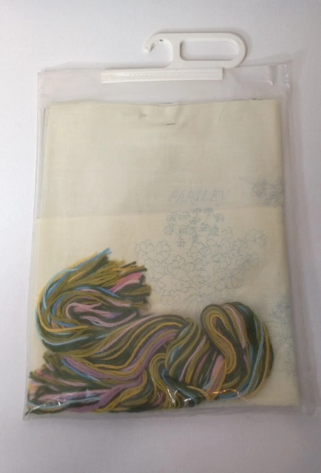 Hierbas Bucilla Creative Needlecraft de colección "Mezcla sabrosa" 22,5" x 22,5" Foto 3 de 4