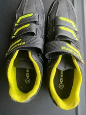 Exustar biking shoes sz 40