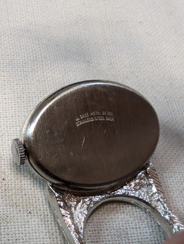 Vintage Pilgrim 17J Mechanical Watch - Silver Tone - Runs Great - Bangle - Picture 2 of 10