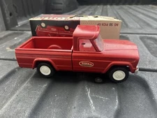 Vintage 1963 Tonka mini red pick up truck first year #50 with partial box
