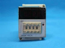 Omron H5CN-YBN  H5CNYBN  Timer 