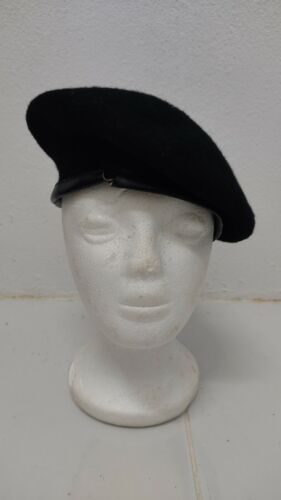 VINTAGE BERET HAT SINGAPORE ARMED FORCES SAF 1970 ISSUES SIZE 7⅛ - Picture 1 of 6