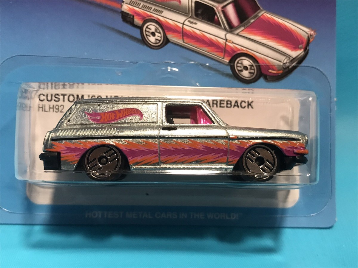 Hot Wheels Ultra Hots Custom '69 Volkswagen Squareback Zamac/Pink