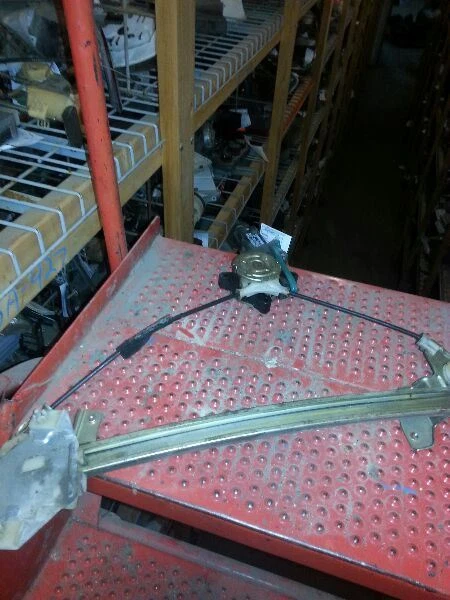 Passenger Right Front Window Regulator Electric Fits 90-94 LASER 787982 - Image 2 of 2