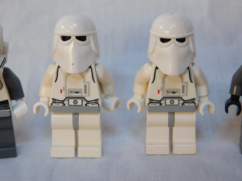 Lego Star Wars 8084 Snowtrooper Battle Minifigures Only AT-AT Driver Imperial - Image 3 of 4