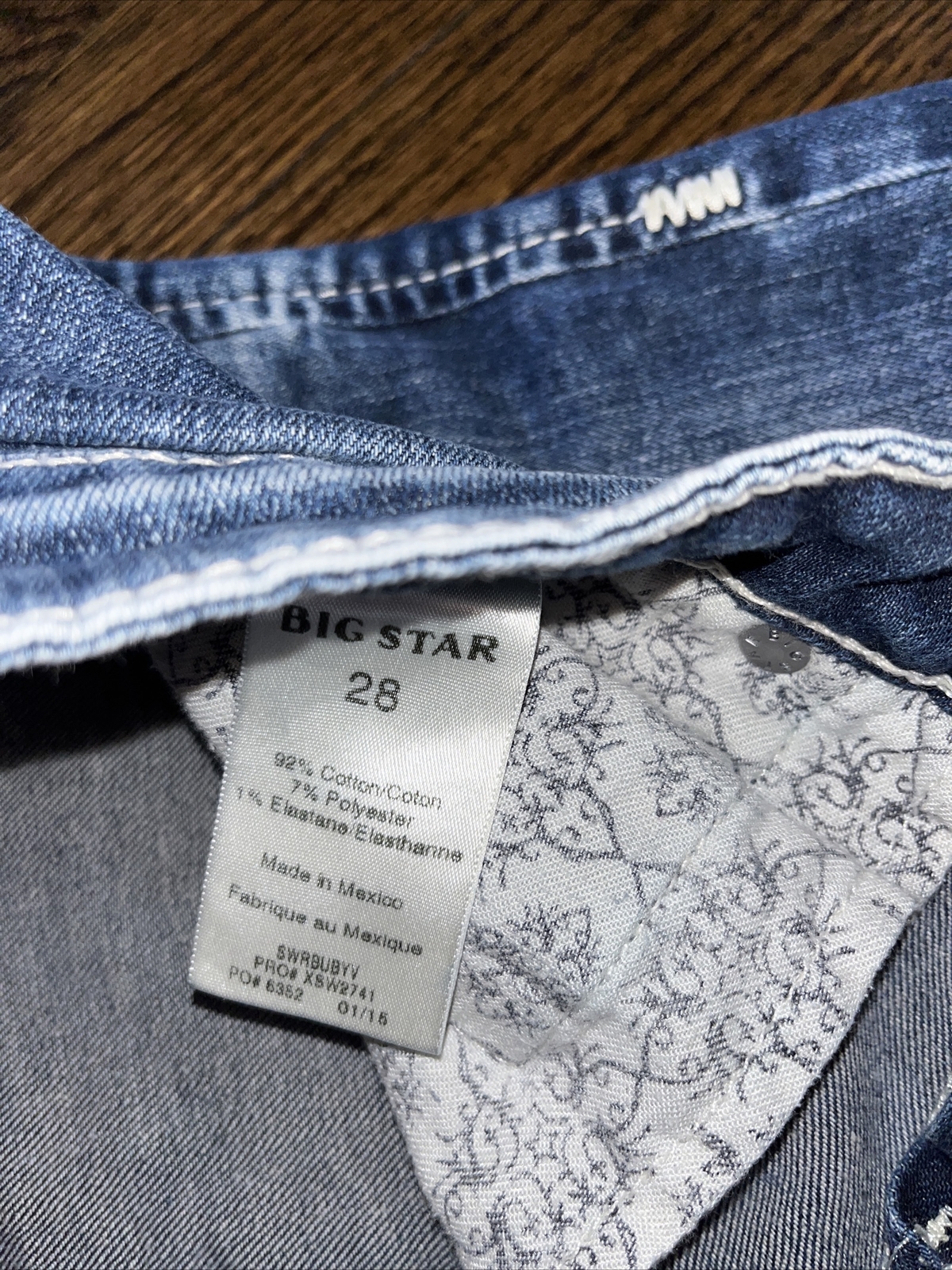 Big Star Womens Denim Shorts Mid Rise Blue Size 28 (actual 30x11) - View 9