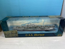 1/700 GETRIEBE MILITARY CLASSICS U.S.S. HORNET FLUGZEUGTRÄGER CO9