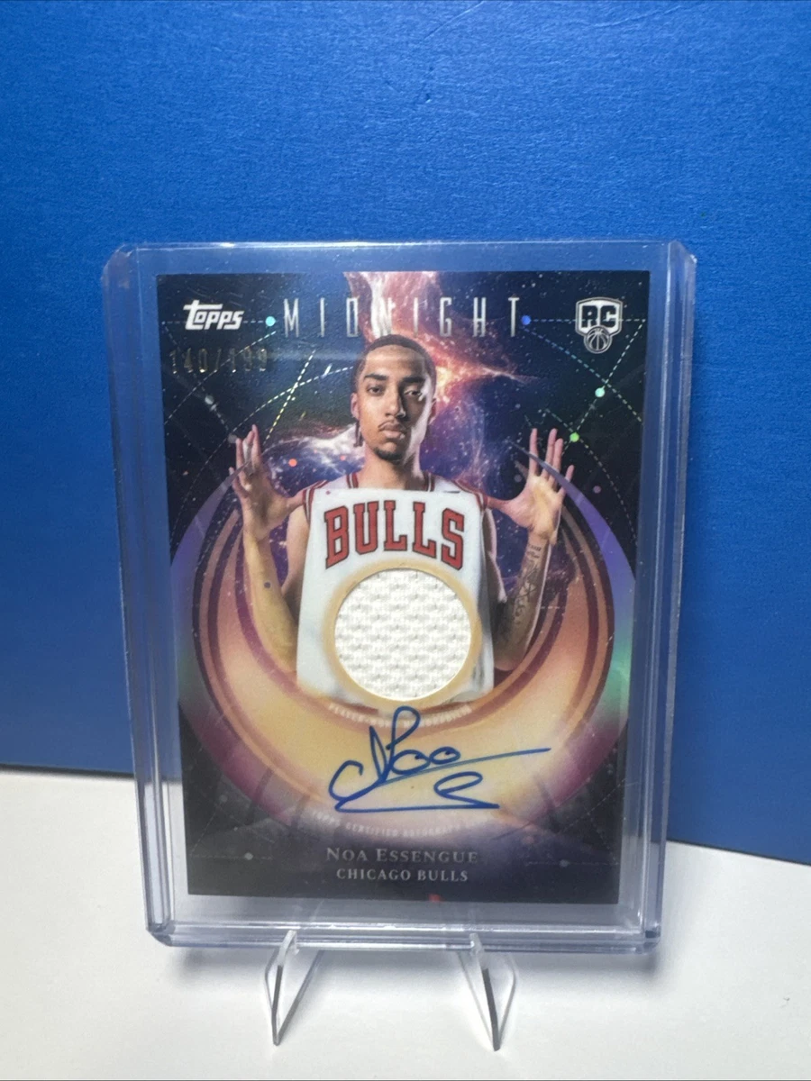 Topps Chicago Bulls Basketball Autographed Sports Trading Cards