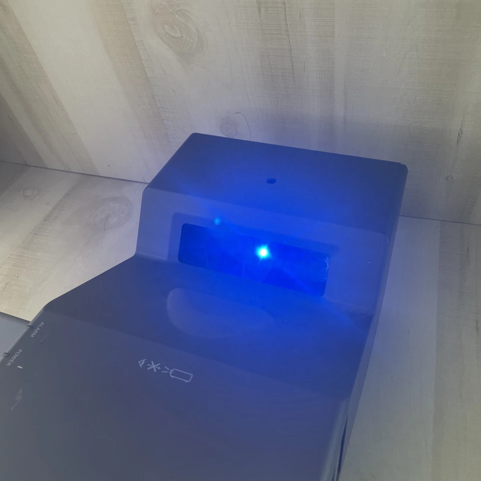 Sanyo PLC-XL50 KM3-XL5000 3LCD Short Throw XGA Conference Room Projector LOW HRS - Image 4 of 4