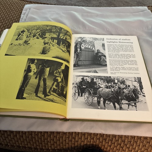 Vintage Central Michigan University CMU Chippewas Yearbook 1973 - Mt. Angenehm, Mi - Bild 12 von 15