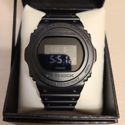 Casio G-Shock DW-5750E-1BJF Digitaluhr EL Hintergrundbeleuchtung 20 Bar Wasse...