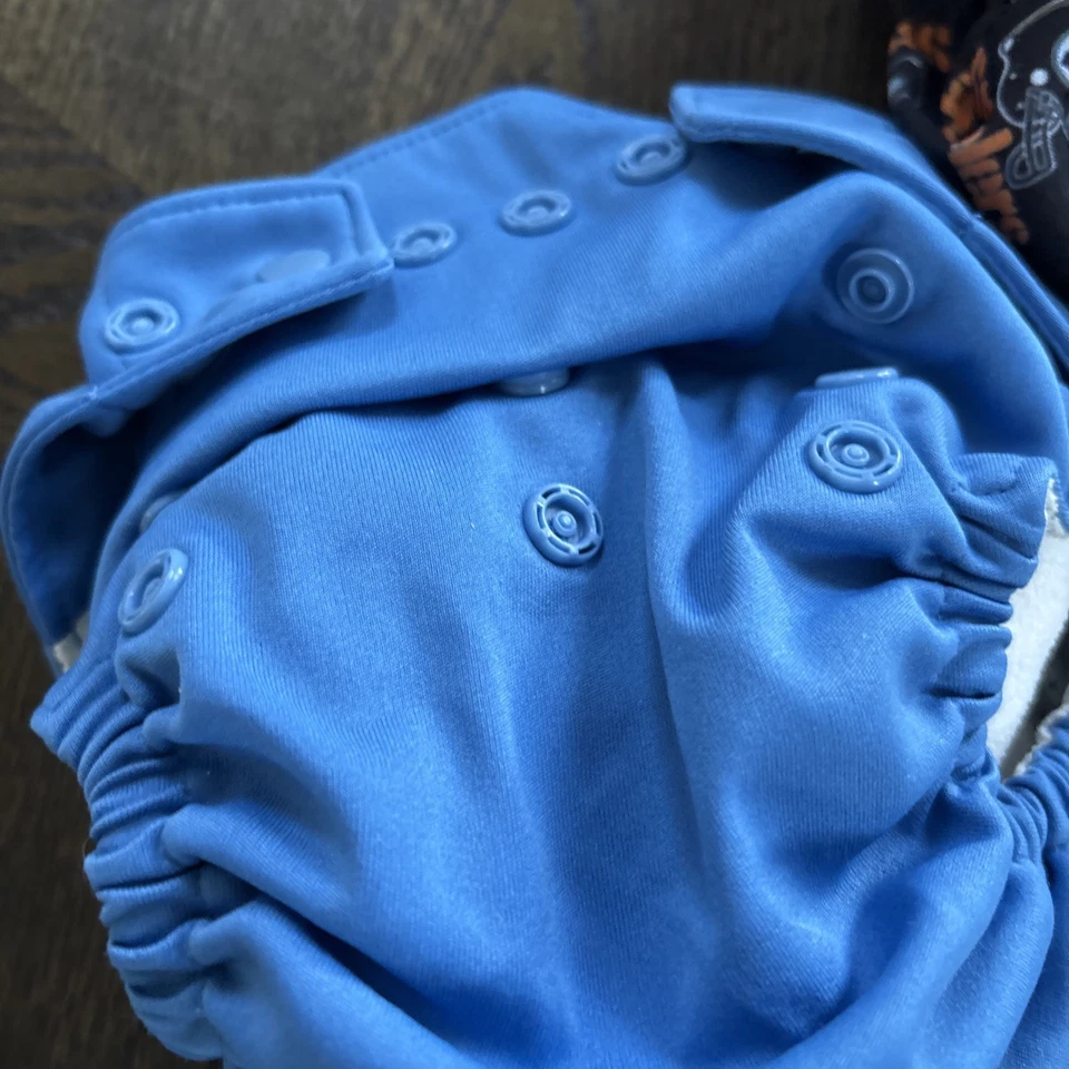 Pañal de tela a presión de bolsillo azul Bum Genius Moonbeam y lote de 4 más con forros usado en excelente estado Foto 3 de 4