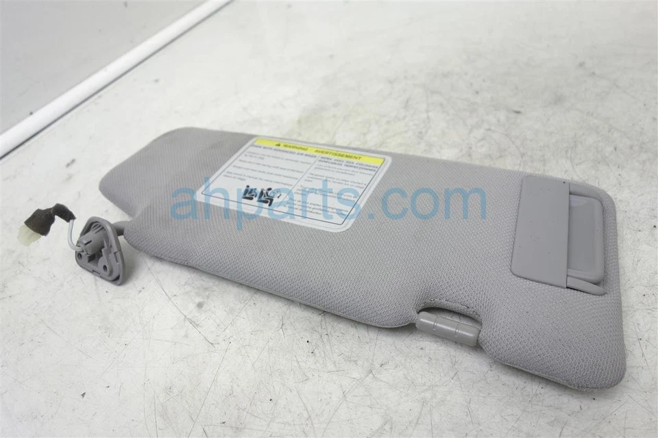 2007-2008 Nissan 350Z Coupe Driver Side Interior Sun Visor 96401-Ev00a - Image 4 of 4