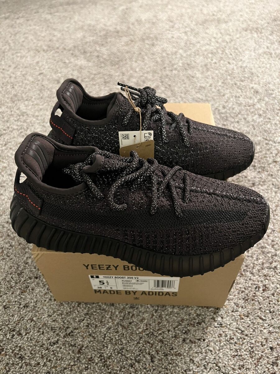 Size 5.5 - adidas Yeezy Boost 350 V2 Black Reflective FU9007 Size 5.5 - adidas Yeezy Boost 350 V2 Black Reflective FU9007