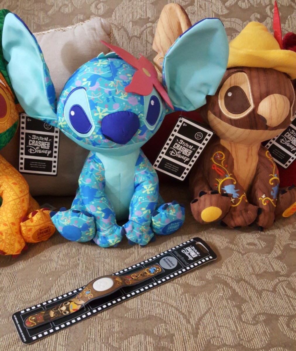 Stitch Crashes Disney SET OF PLUSH LITTLE MERMAID BEAUTYATB LION