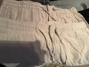 H&M Men's Linen-Blend Drawstring Shorts, Size Medium, Beige ( Lot 2  Pairs)