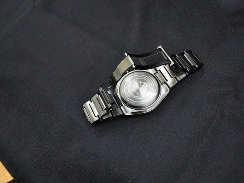 Citizen Eco-Drive CC9004-51E Satellite Chronographe Titan Solaire Montre Hommes - Photo 5 sur 7