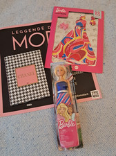 Lotto NUOVO edicola iconica Barbie, Outfit Totally Hair 65º Anniversary Mattel