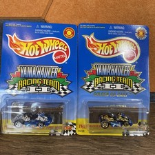 Hot Wheels Yamahauler Racing Team II Employee Golden Go-Cart & Chrome 2pc. Lot