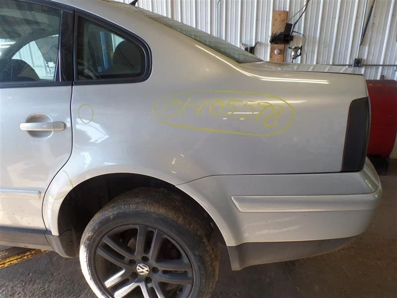 Purificador de aire modelo VIN D octavo dígito 2,8 L compatible con 97-02 AUDI A4 9738732 Foto 2 de 4