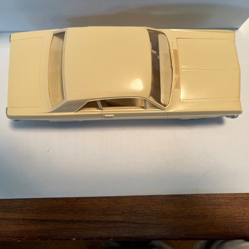 1966 Ford Falcon Futura Sports Coupe Plastic Promo Model 1/25 Scale Ivory Color - Picture 2 of 11