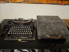 1937 Remington Junior Serviced Glossy Black Vintaget Portable Typewriter - Poor thumbnail