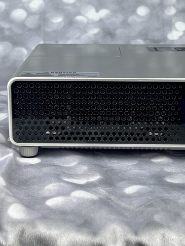 Hitachi CPX5 3LCD Projector 2500 Lumen Hours XGA HD, 41hrs - Bild 2 von 22