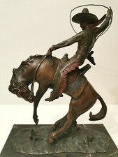 BRUNO ZACH SPLENDIDA SCULTURA IN BRONZO "COWBOY SU CAVALLO IMBIZZARRITO"
