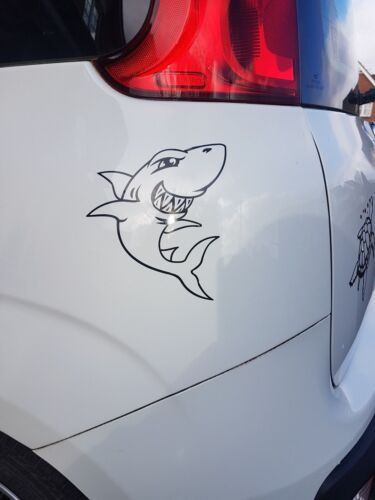 Shark Fun Vinyl Car Wall Decal Sticker in 12 Colours - Imagen 1 de 2