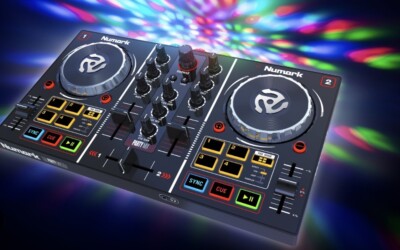 Numark Party Mix II 2-Kanal DJ Controller mit integrierter Lichtshow - Schwarz
