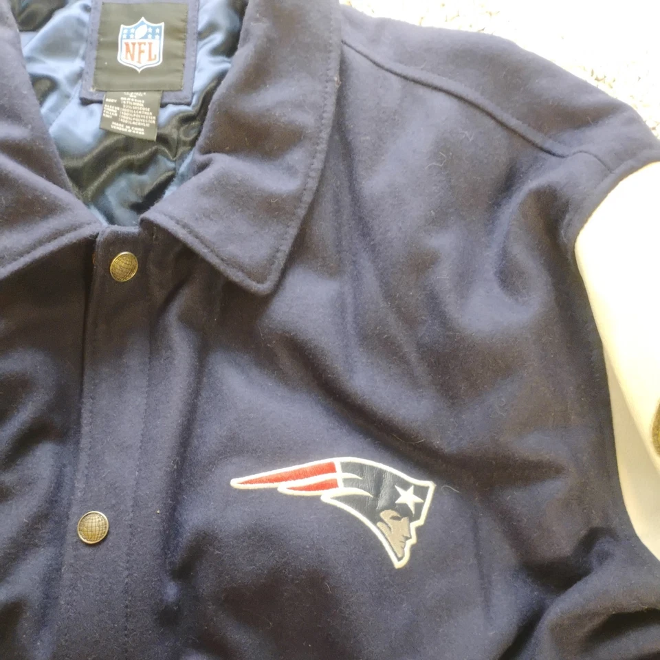 New England Patriots 3X Chaqueta Universitaria Campeones del Super Bowl 5XLBIG Ropa del Equipo NFL Foto 4 de 4