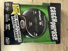 Hasbro B7389 Handheld Electronic Game