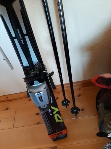 Skiausrüstung/vollständig/wenig gebraucht; gr.38(schuhe), gr.1,60m(ski) - Bild 3 von 9