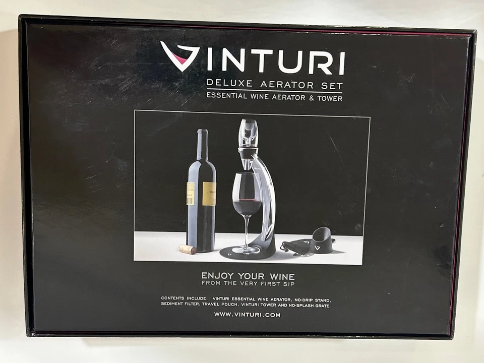 Juego de torre aireador y jarra de vino tinto esencial Vinturi Deluxe Foto 2 de 4