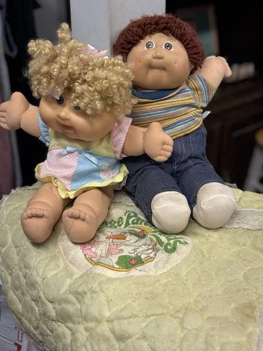 Cabbage Patch Kids Dolls Lot � 1983 Coleco & 2005 Play Along � Original Clothes