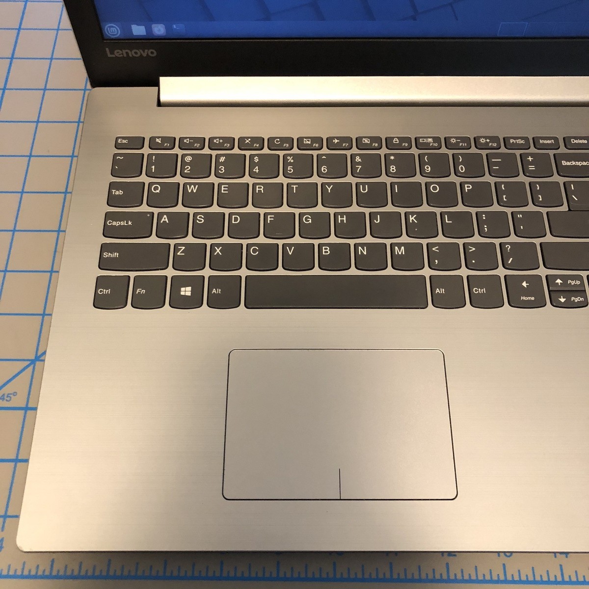 Lenovo Ideapad 320-15abr 80xs Linux Mint AMD A12 @ 3.6GHz 8Gb Ram