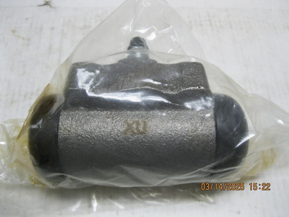 Drum Brake Wheel Cylinder Bendix 33791 - Image 3 of 4