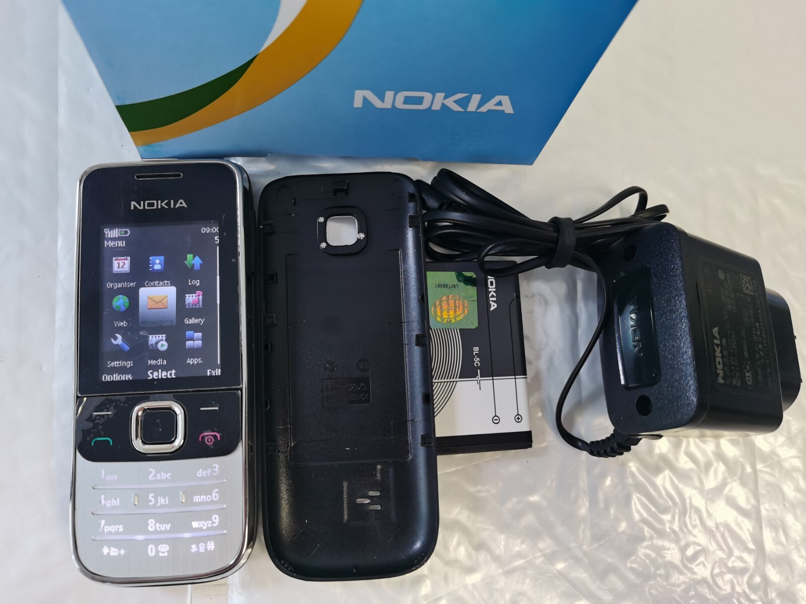 Nokia Classic 2730 - Black (Unlocked) Cellular Phone Super long standby time