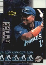 2000 UD Ionix #37 Tony Gwynn - NM-MT