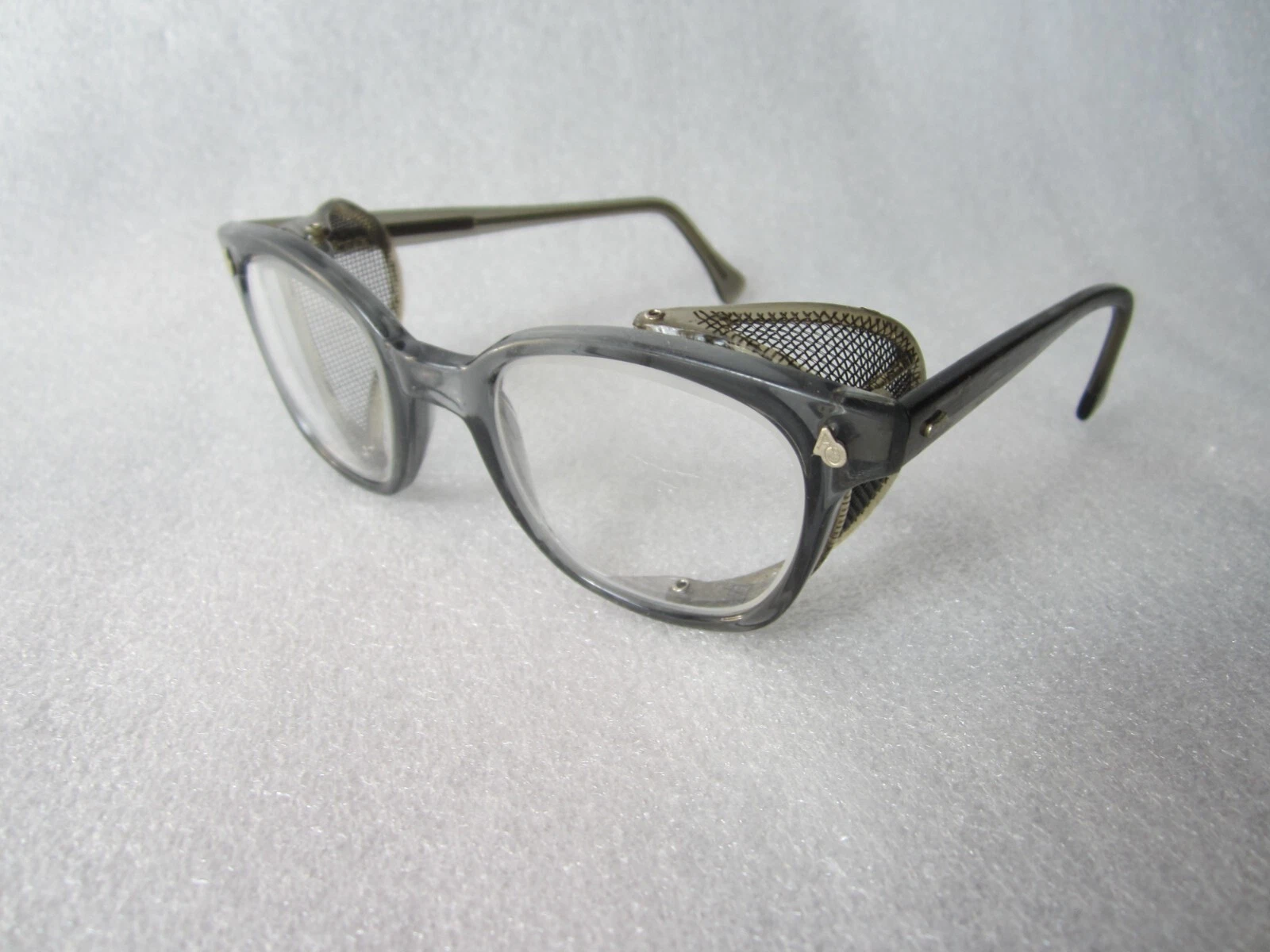 ORIGINAL ANTIQUE AMERICAN OPTICAL SAFETY GLASSES WITH LUCITE FRAME