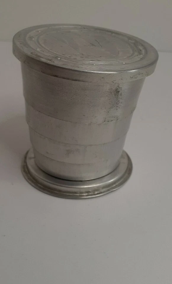 DE COLECCIÓN CAMPING BOLSILLO TAMAÑO PLEGABLE ALUMINIO TAZA BARCO ESCENA Foto 3 de 4