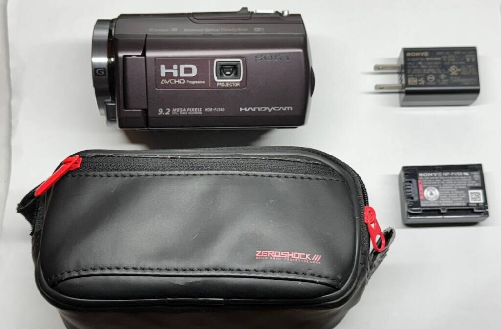 SONY HDR-PJ540 Handycam Bordeaux Brown Optical zoom 30x touch