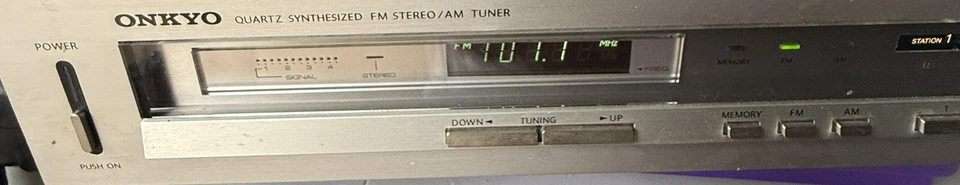 Sintonizador AM/FM Onkyo de cuarzo sintetizado T-25 120 V 60 Hz 20 vatios probado FUNCIONA Foto 2 de 4