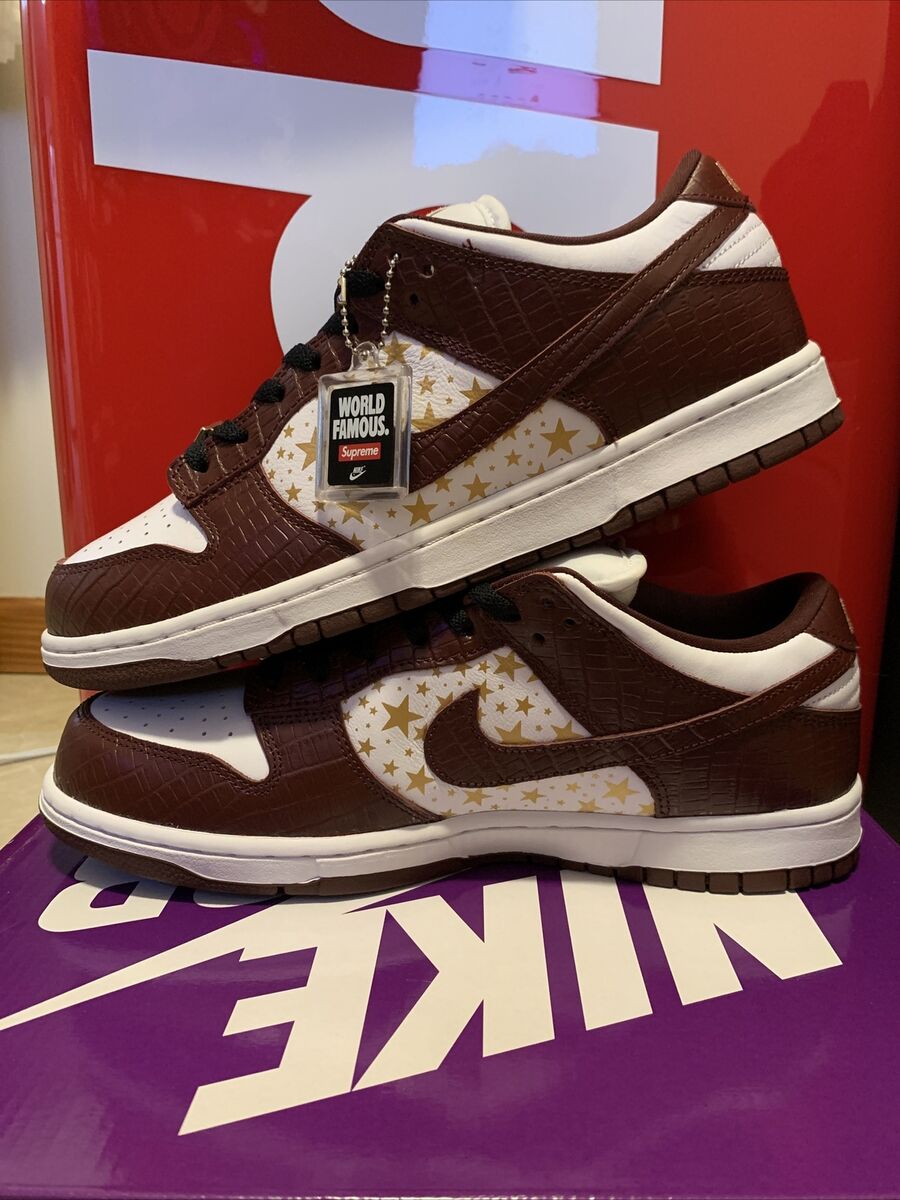 Brand New DS Nike SB Dunk Low x Supreme Star Barkroot Brown Brand New DS Nike SB Dunk Low x Supreme Star Barkroot Brown